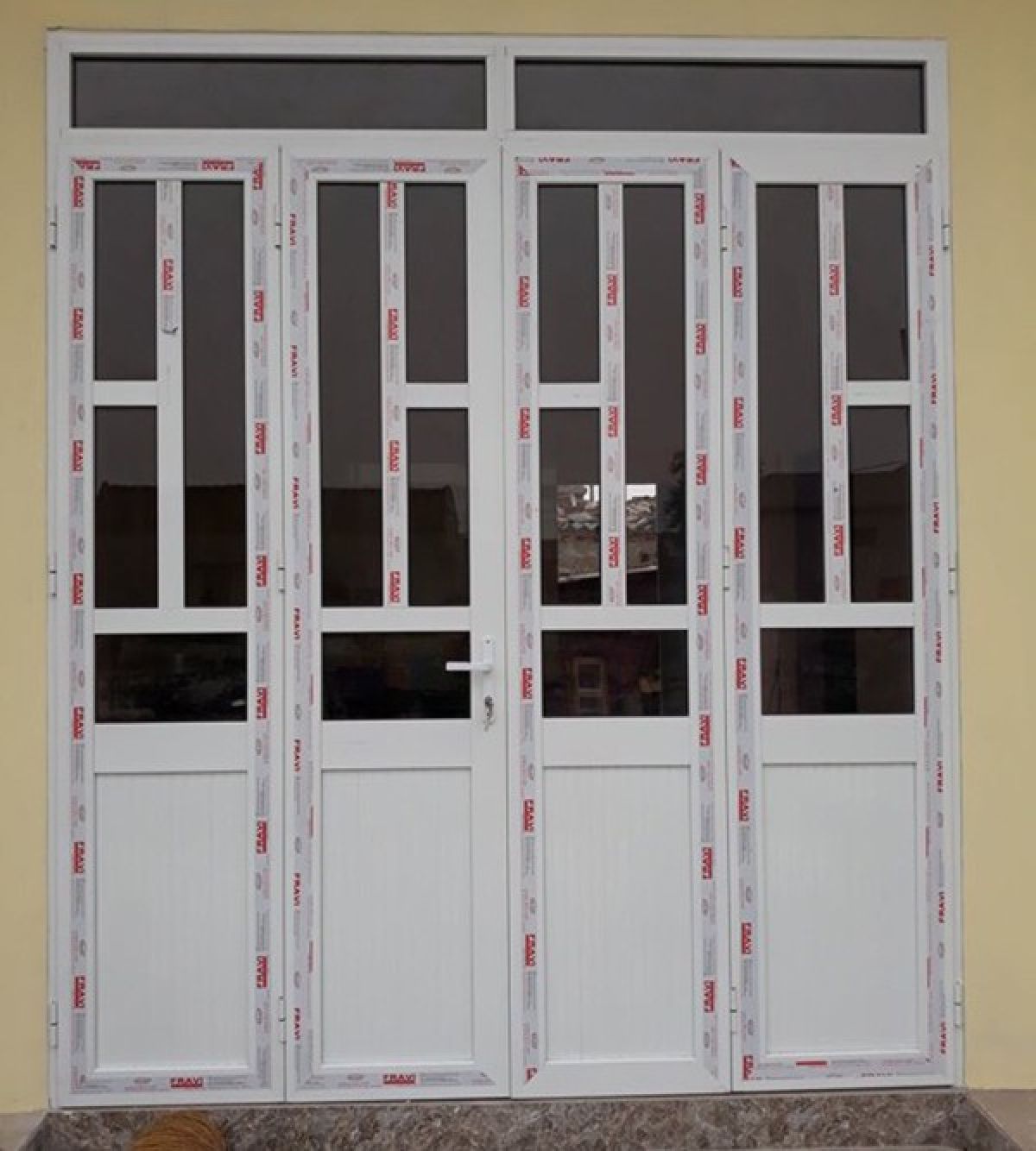 Cửa nhôm kính giá rẻ